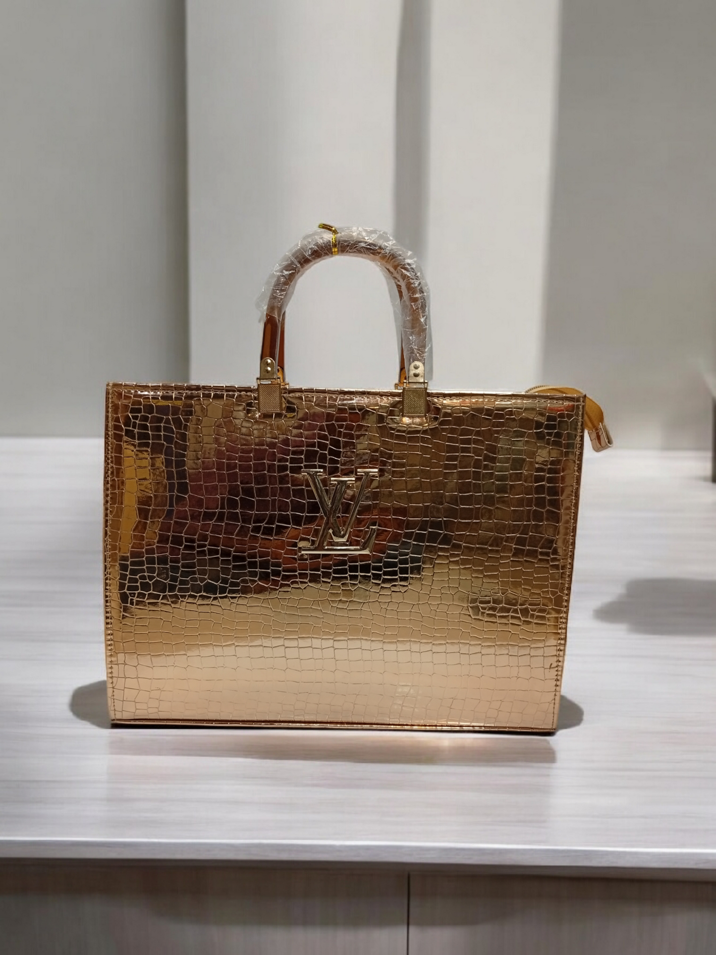 *LV* BEAUTIFUL TOTE BAGS