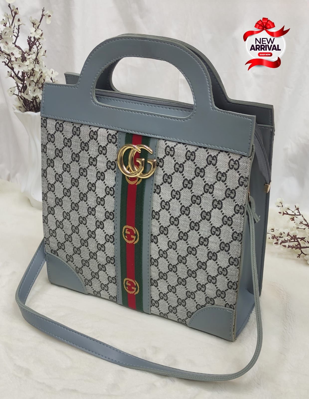 π Gucci HAND Bag for Girls π