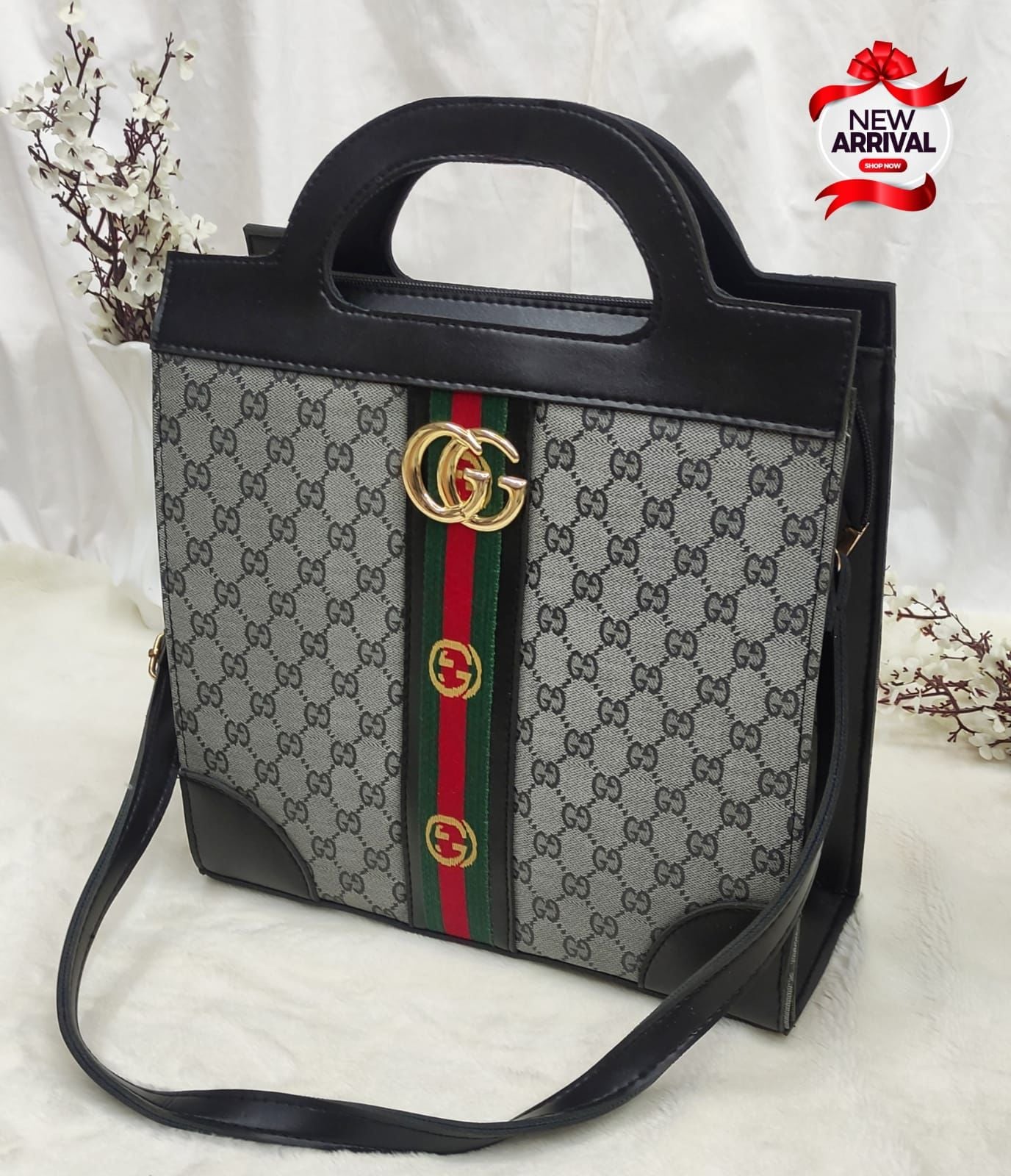 π Gucci HAND Bag for Girls π