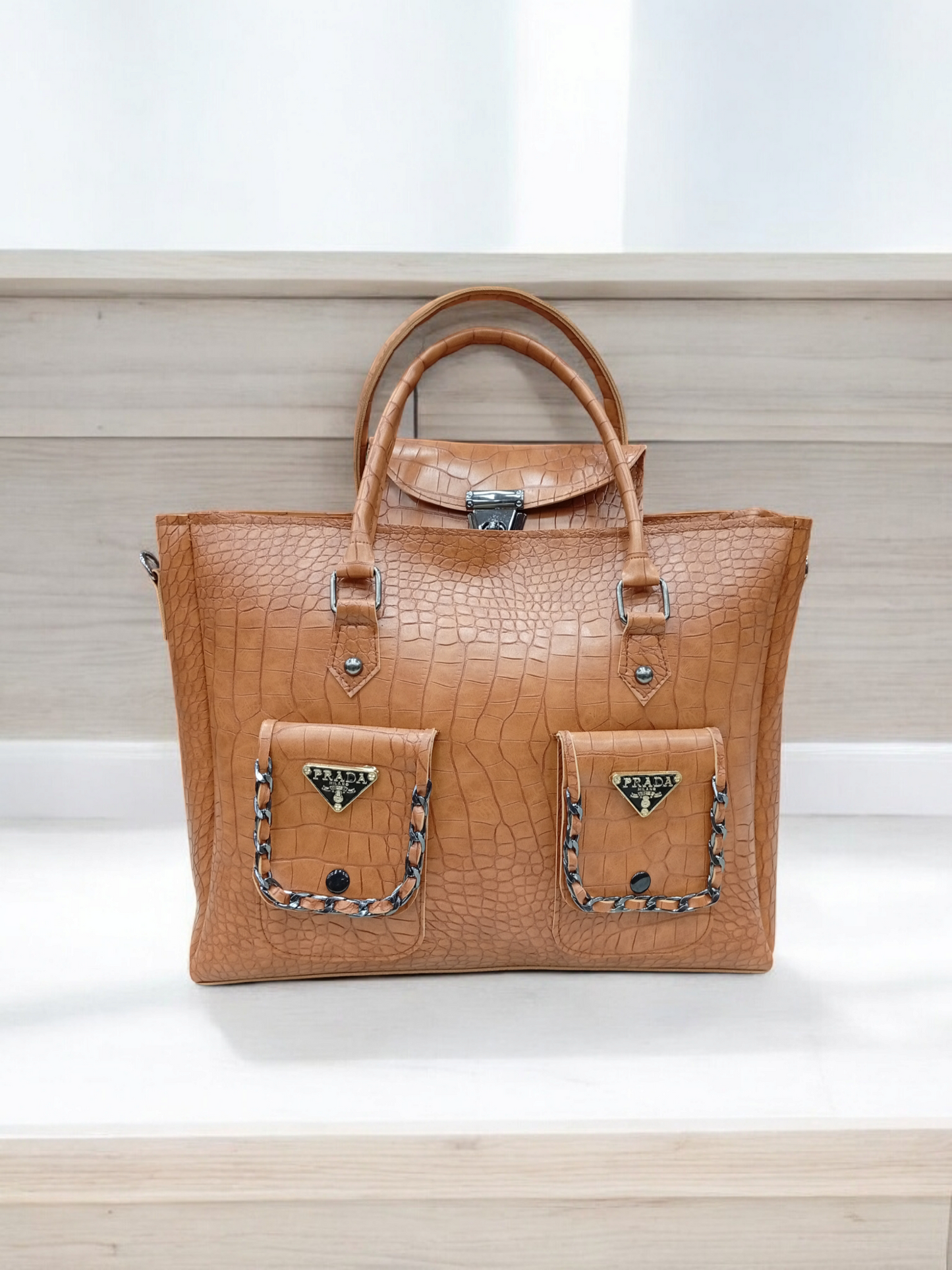 *HIGH QUALITY HAND BAGS*