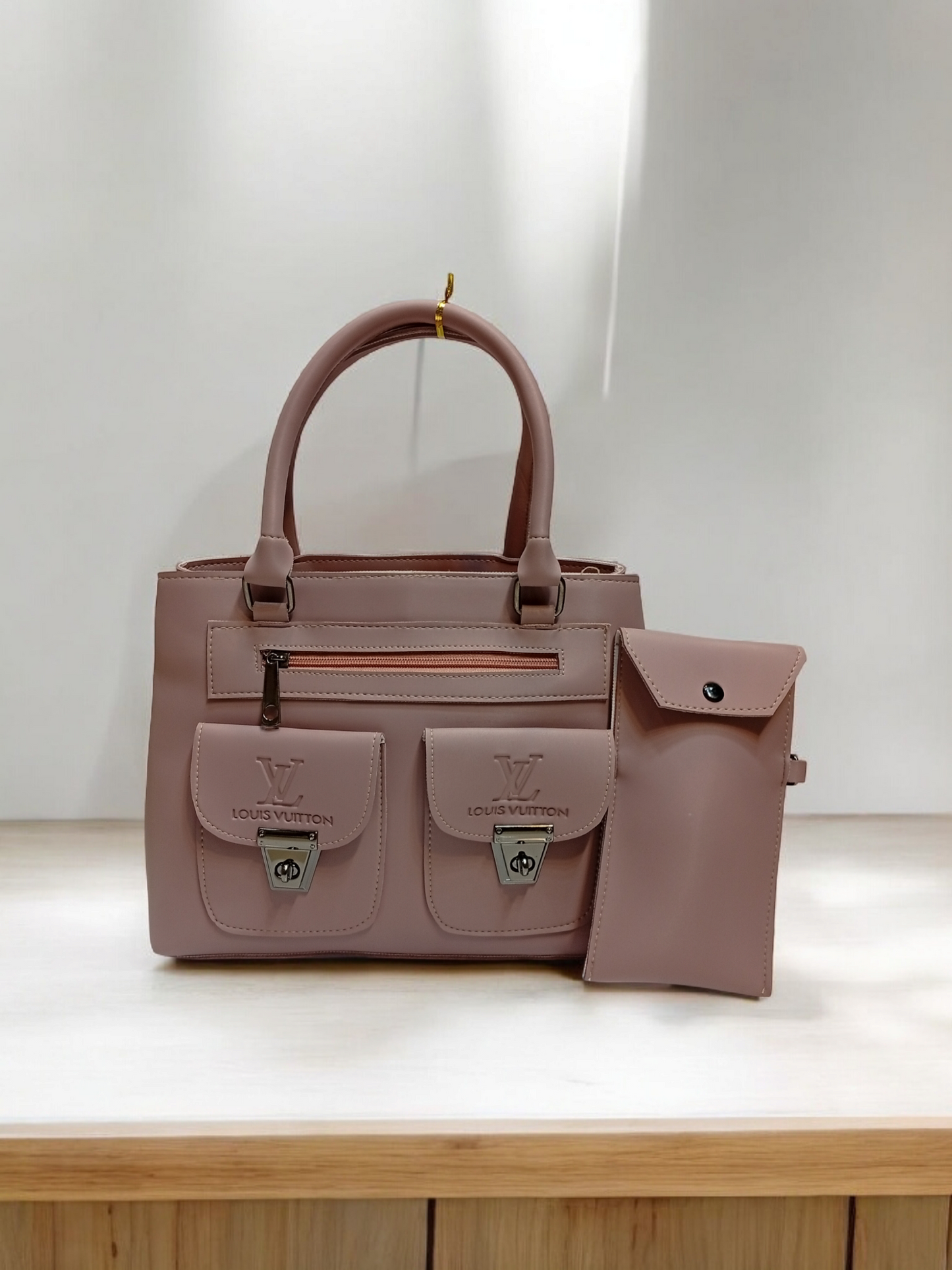 *BEAUTIFUL LADIES HAND BAGS*