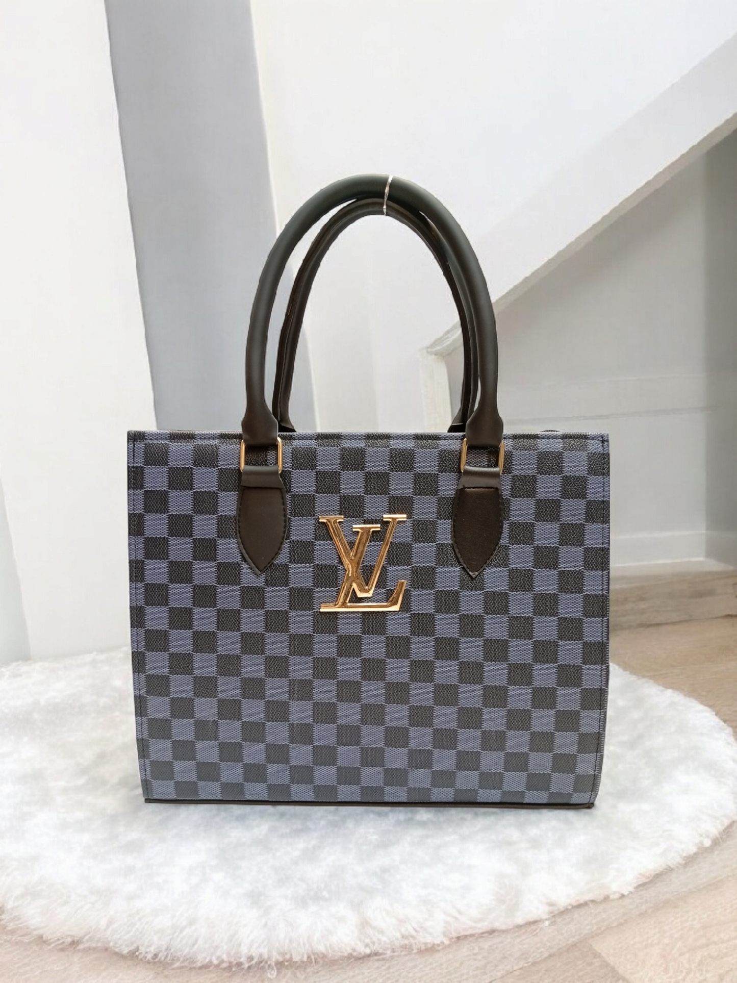 *LOUIS VUITTON TOTE BAGS*